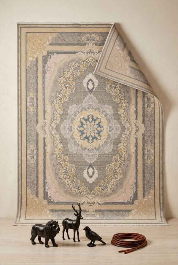 Grey Gold Medallion Rug – Grey and gold frame, round medallion